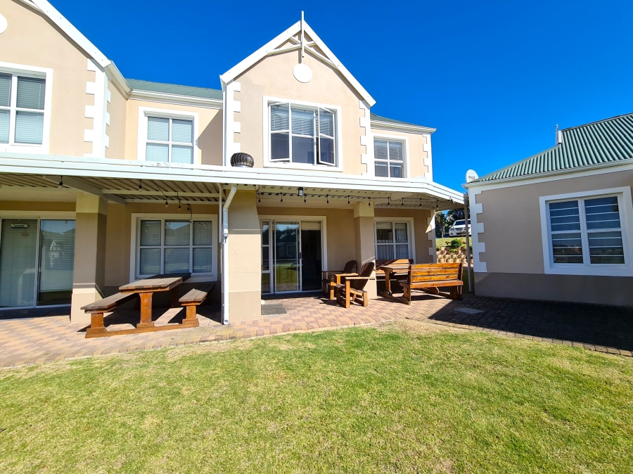3 Bedroom Property for Sale in Marina Martinique Eastern Cape